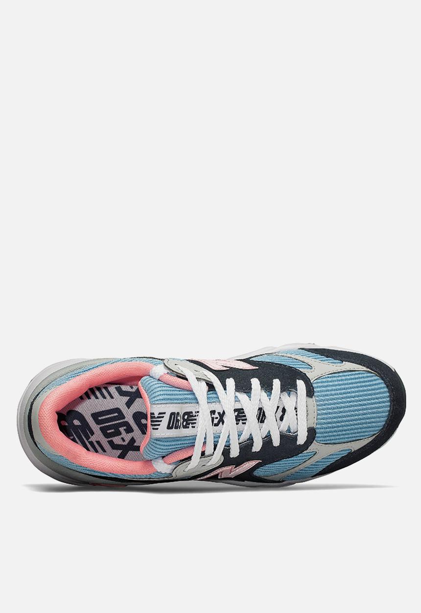 New Balance  -  X90 - blue / pink