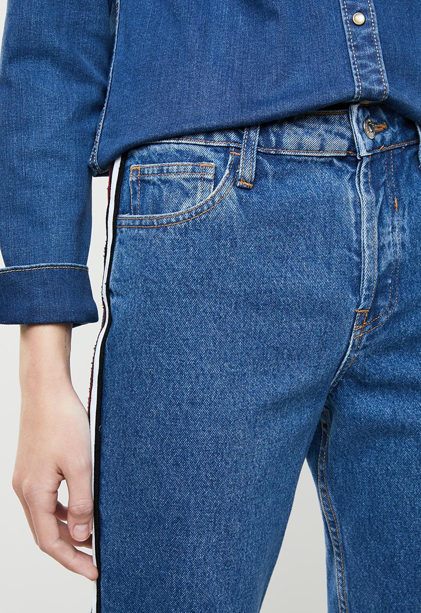MANGO - Relaxed jean with side stripe - blue