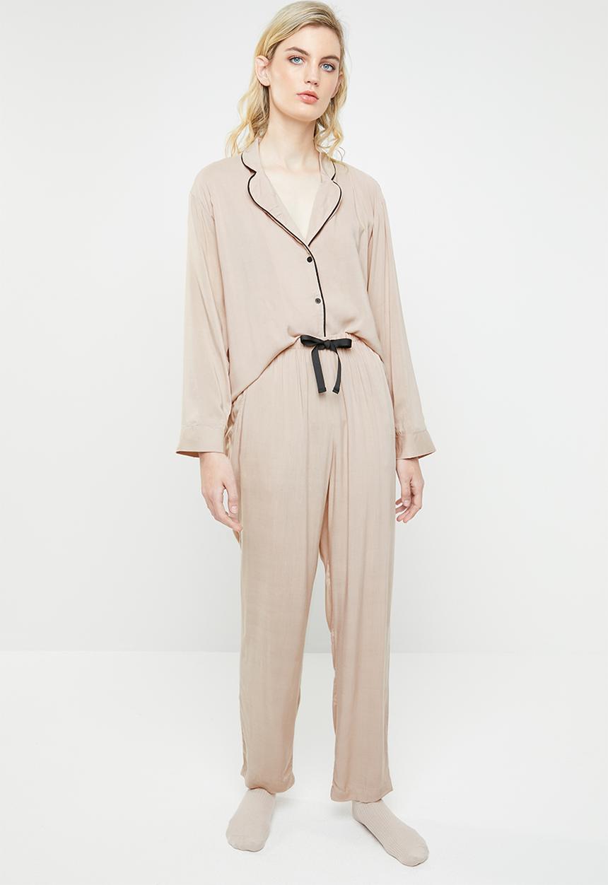 Superbalist - Sleep shirt & pants set - beige