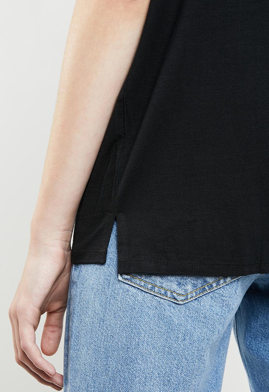 MANGO - V-neck T-shirt - black
