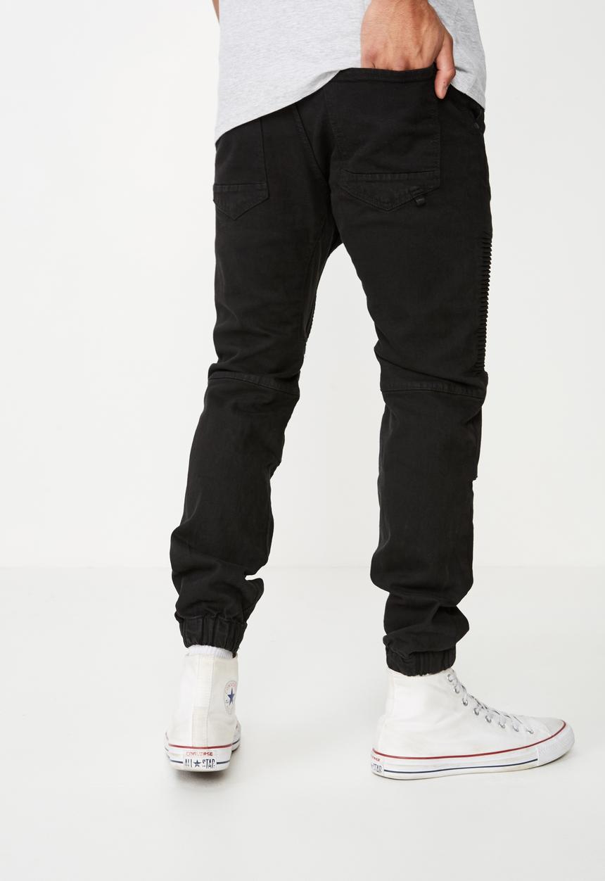 Cotton On - Slim fit denim jogger - black
