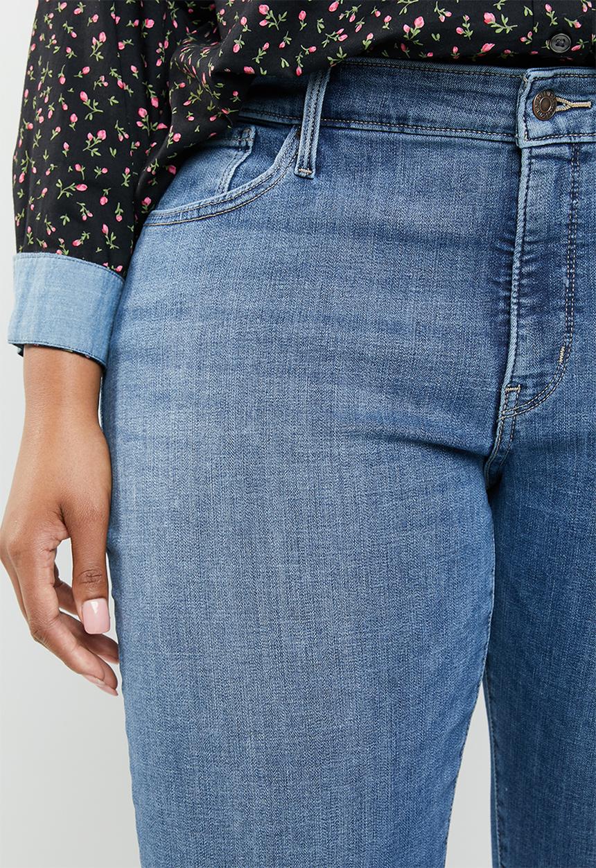 Levi’s® - 312 shaping skinny jeans - blue