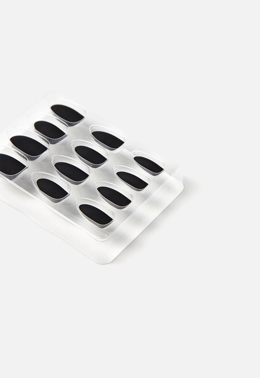 Cotton On - Rubi stick on nails - matte black