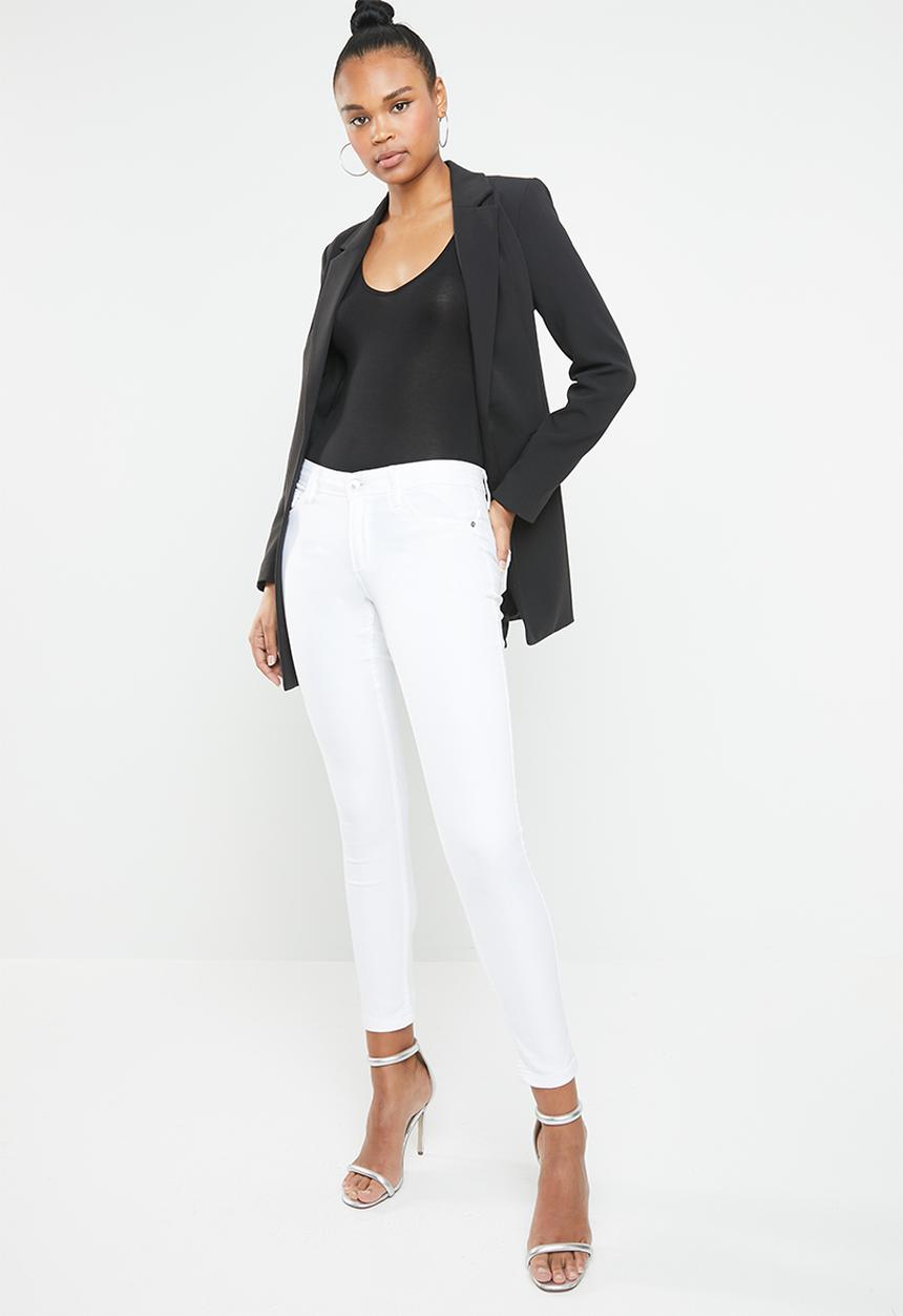 c(inch) - Long sleeve scoop neck bodysuit - black 