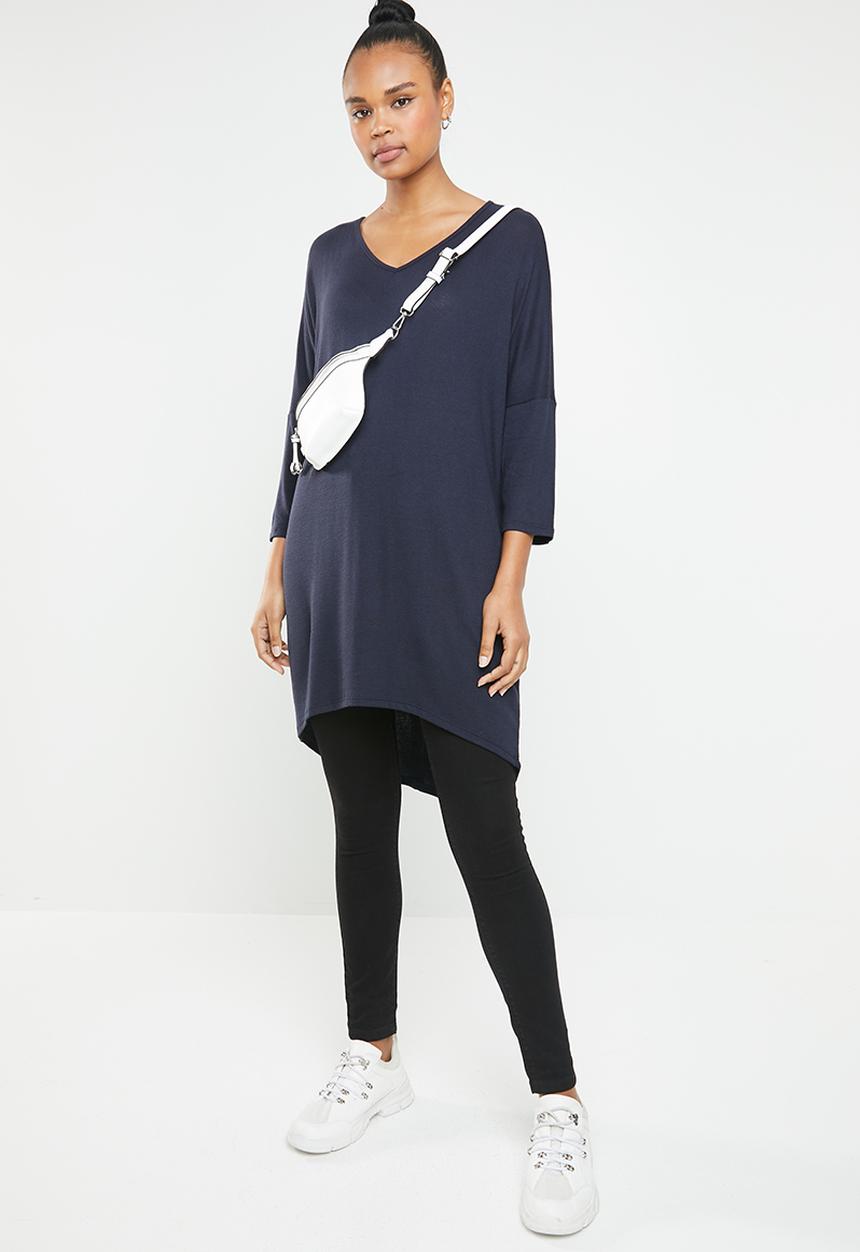 Vero Moda - Paya 3/4 V-neck long top - navy
