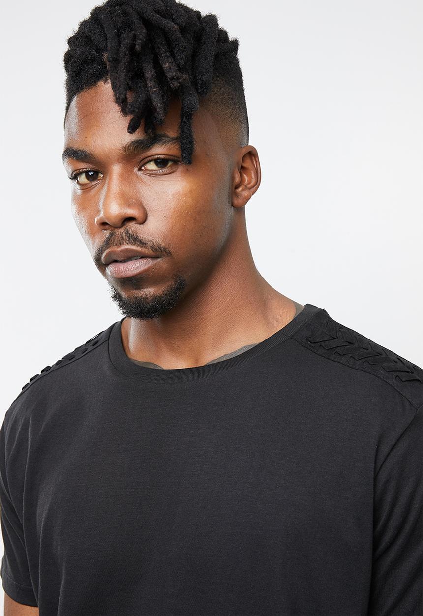 Brave Soul - Bladen longline short sleeve tee - black