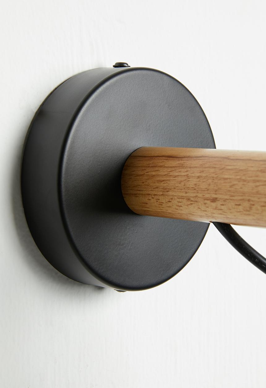 Sixth Floor - Flynn wall light - black