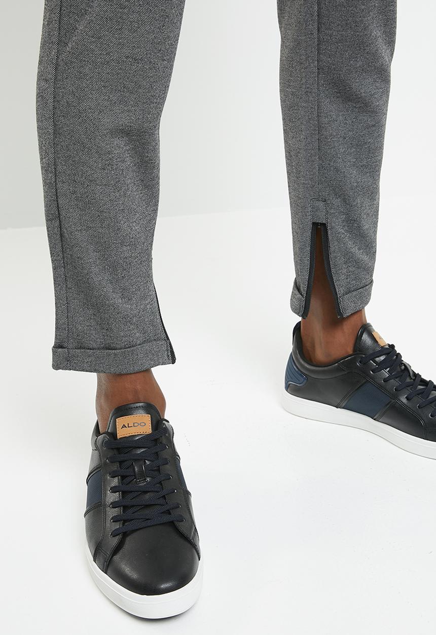 Selected Homme - Alex tapered fit trousers - grey