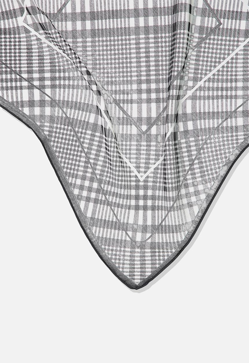 Cotton On - Soho check satin scarf - black & white