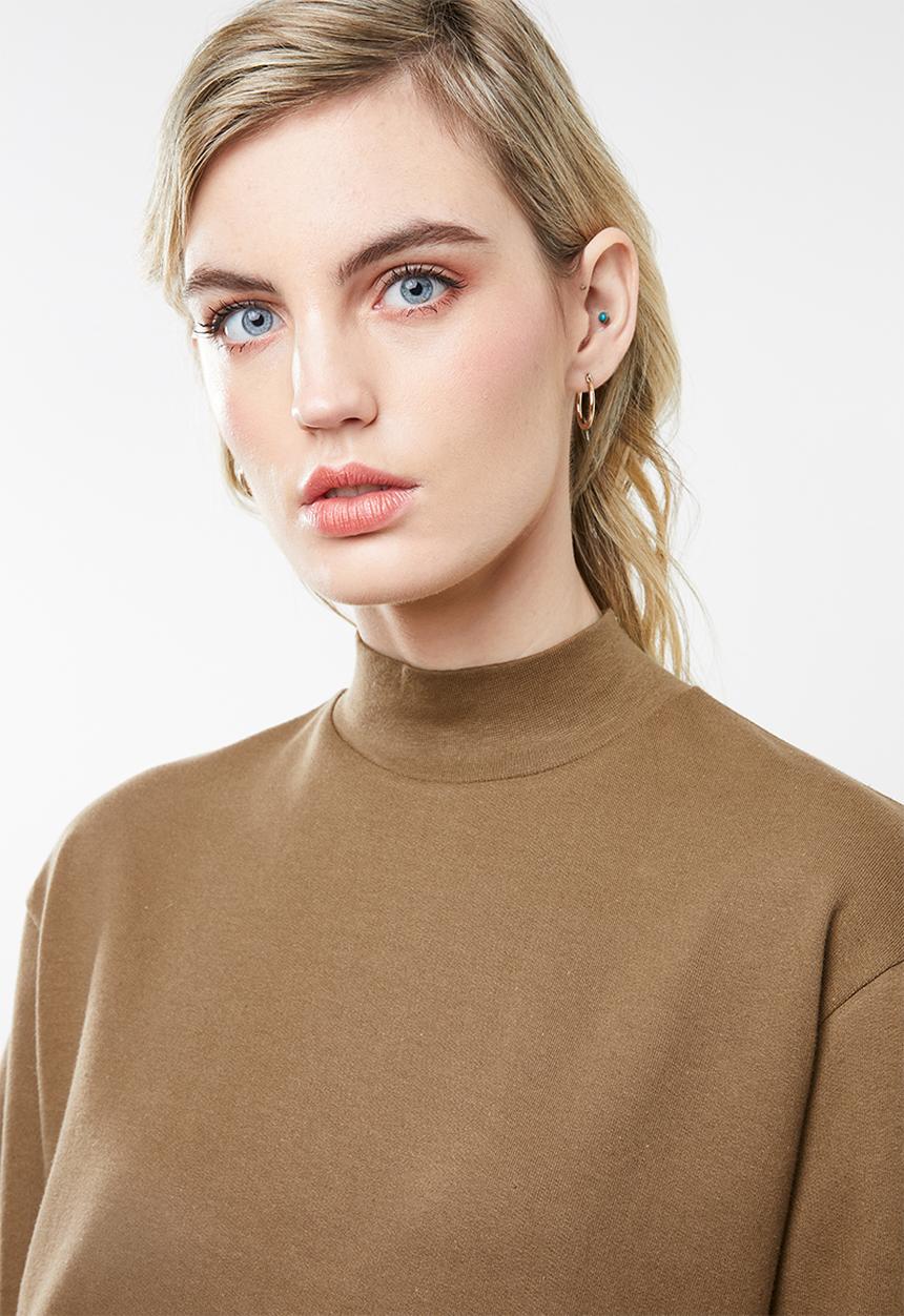 Superbalist - Split hem funnel neck sweat - tan