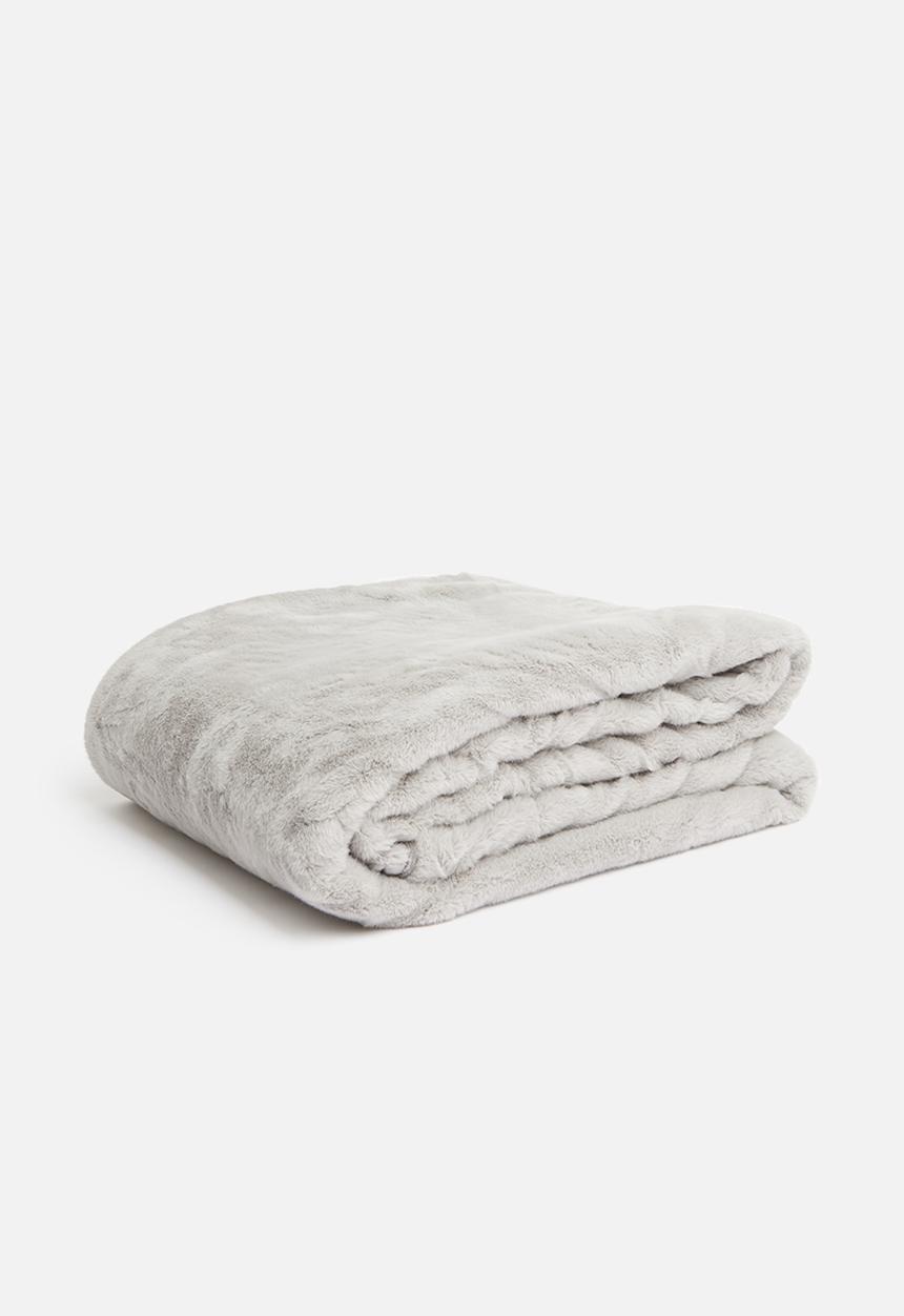 Hertex Haus - Panther faux fur throw - grey