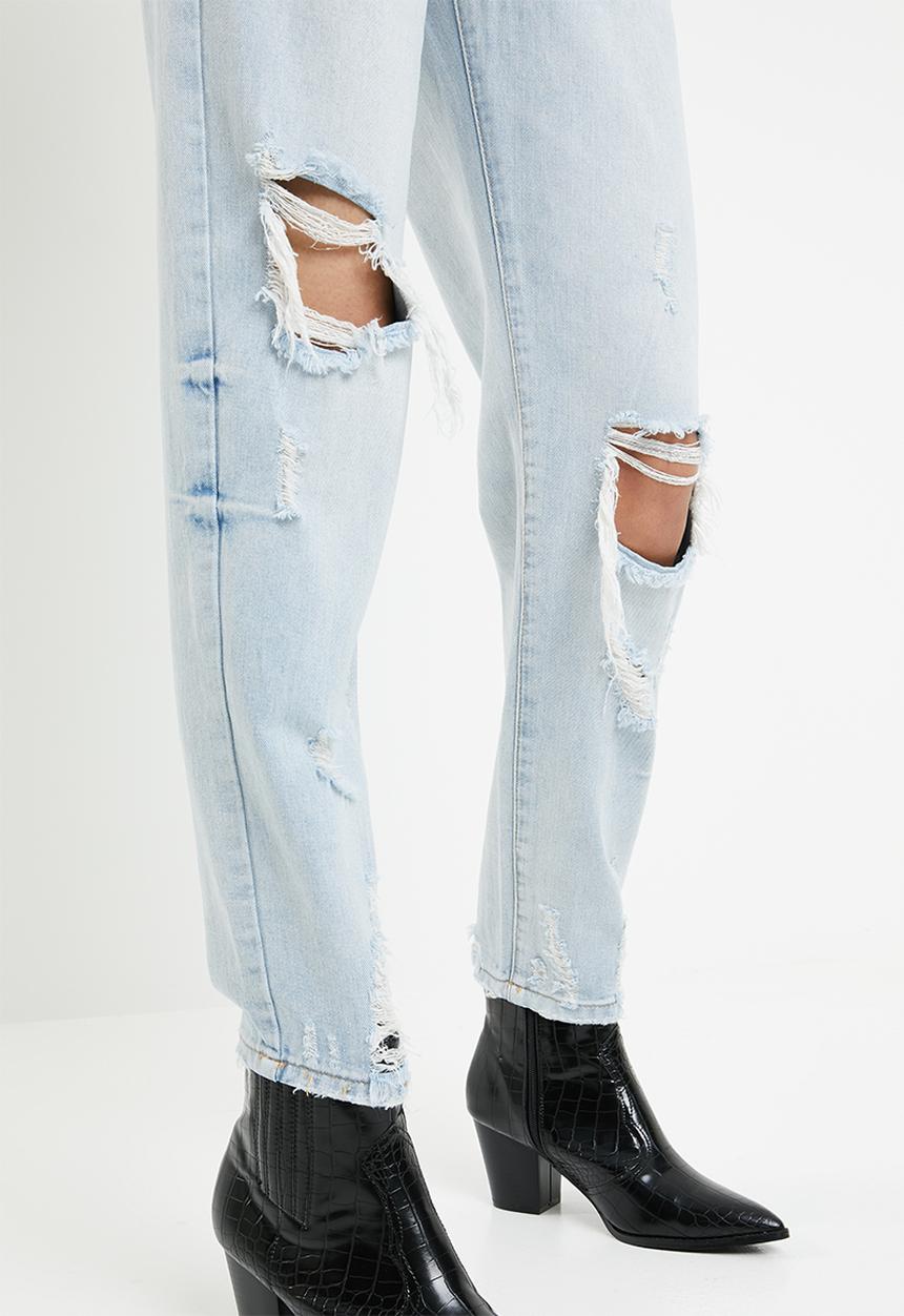 Missguided - Riot busted knee high rise mom jean - blue