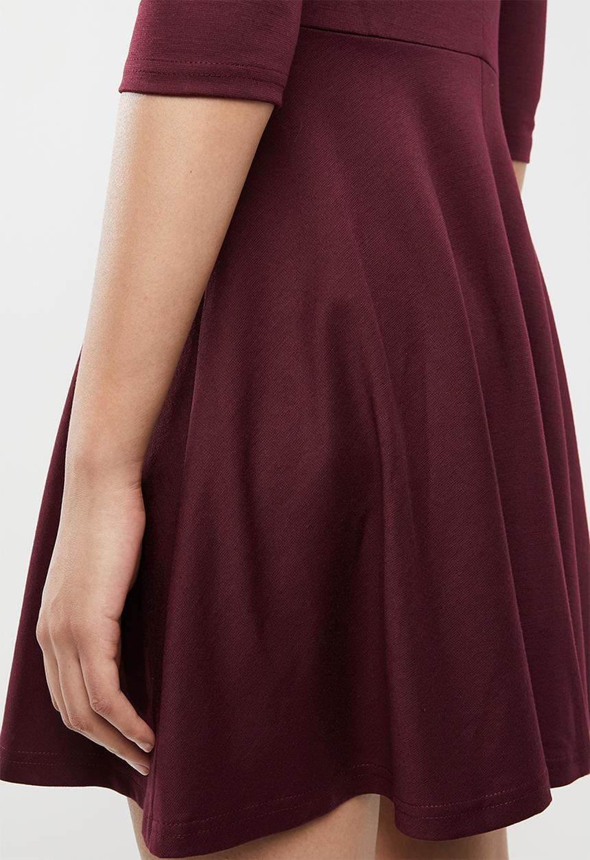 c(inch) - Fit and flare turtleneck dress - burgundy