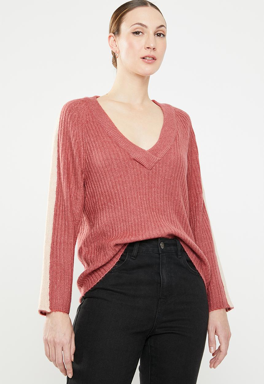 Jacqueline de Yong - Delta 7/8 V-neck pullover knit - pink 