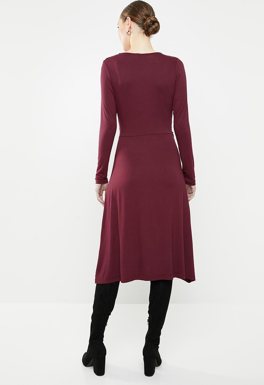 edit - Twist front dress - burgundy