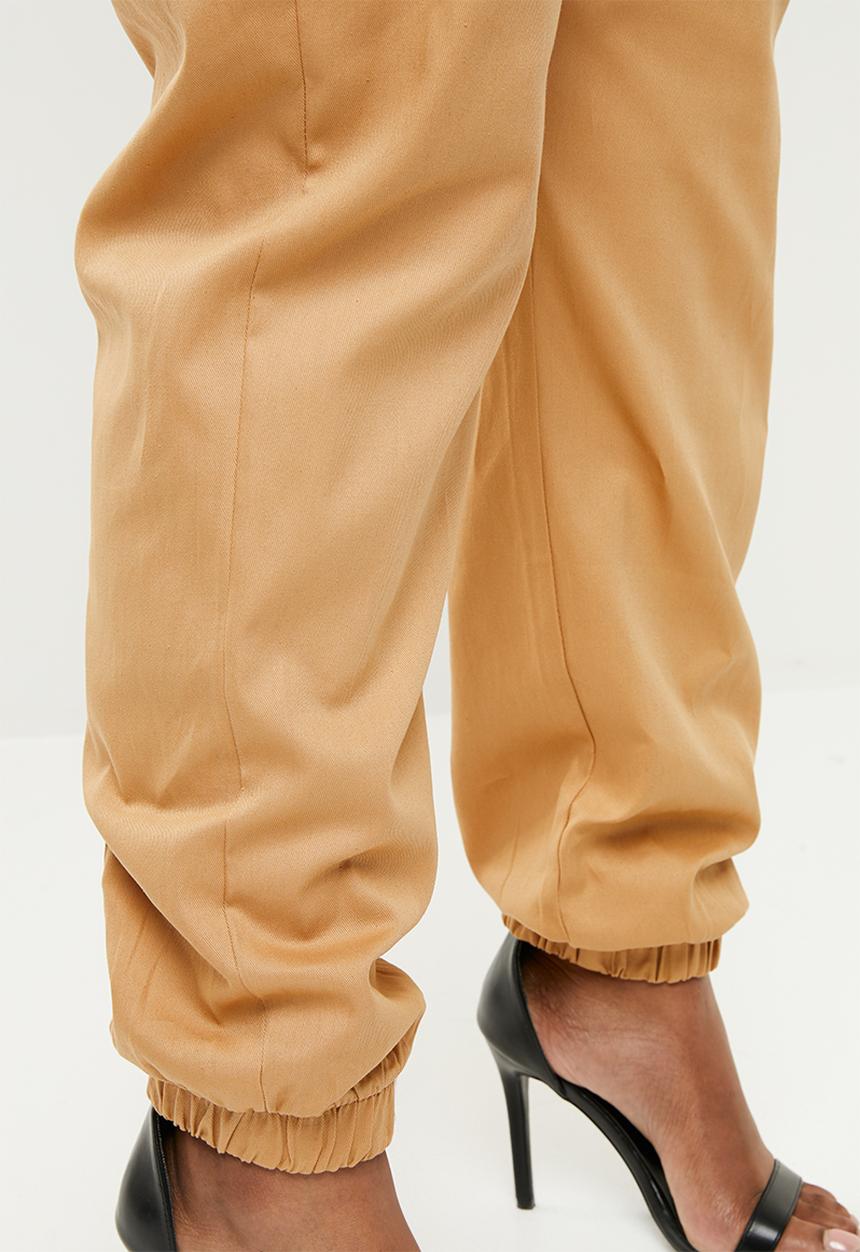 Missguided - Curve side pocket trousers - tan