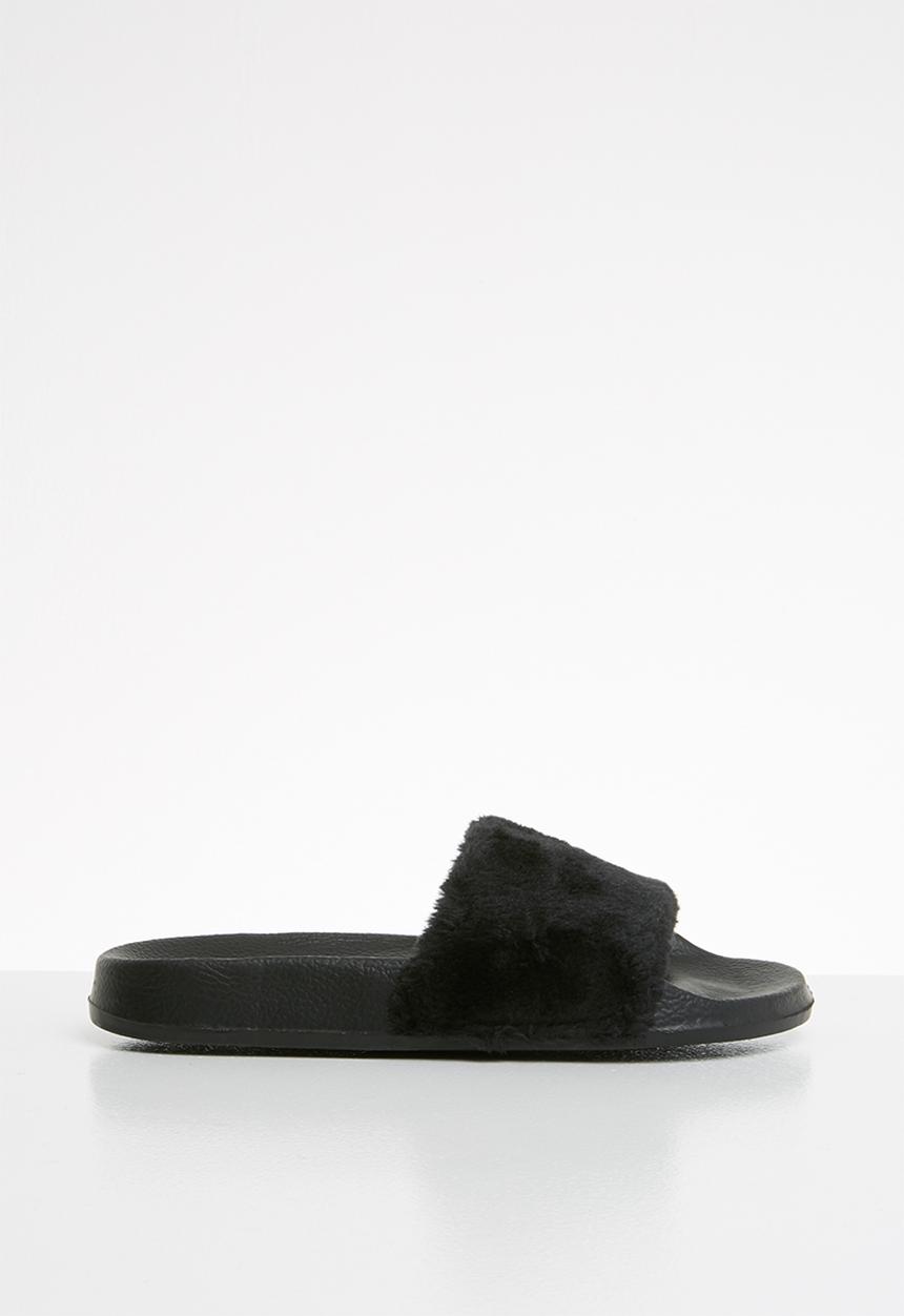 Pop Candy - Faux fur sliders - black