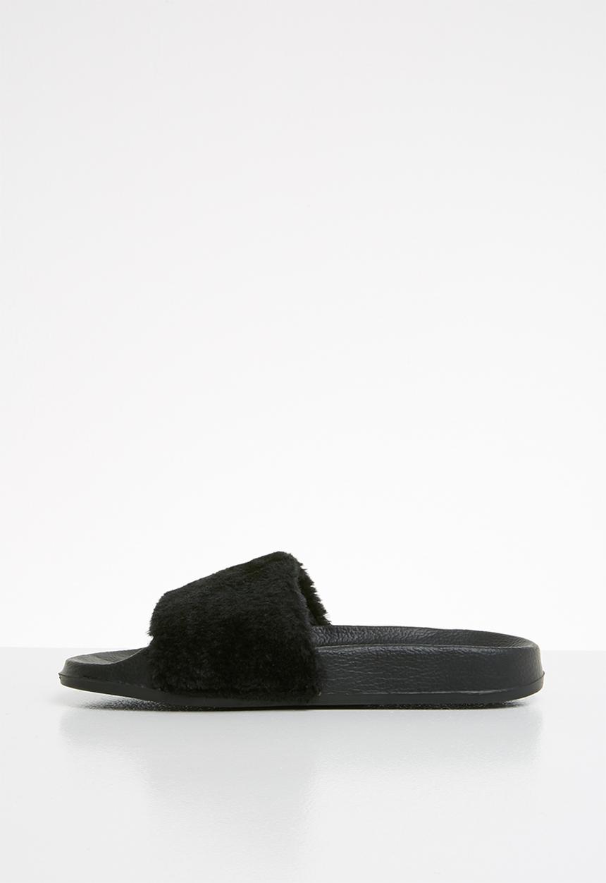 Pop Candy - Faux fur sliders - black
