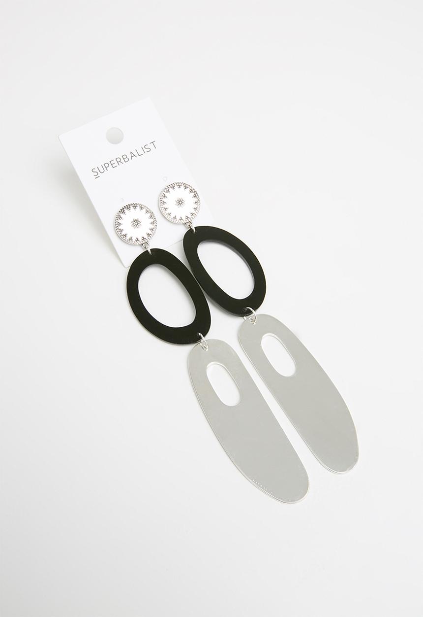 Superbalist - Oversized link drop earrings - black & silver