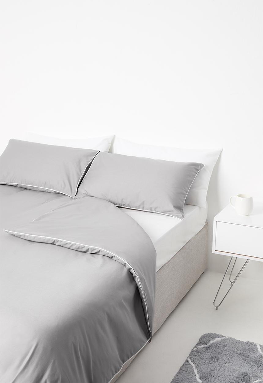 Sixth Floor - Piped polycotton duvet set - grey & white