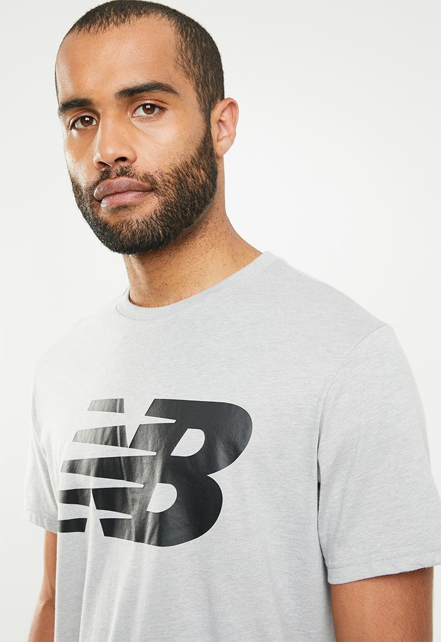 New Balance  - NB Logo graphic tee - grey
