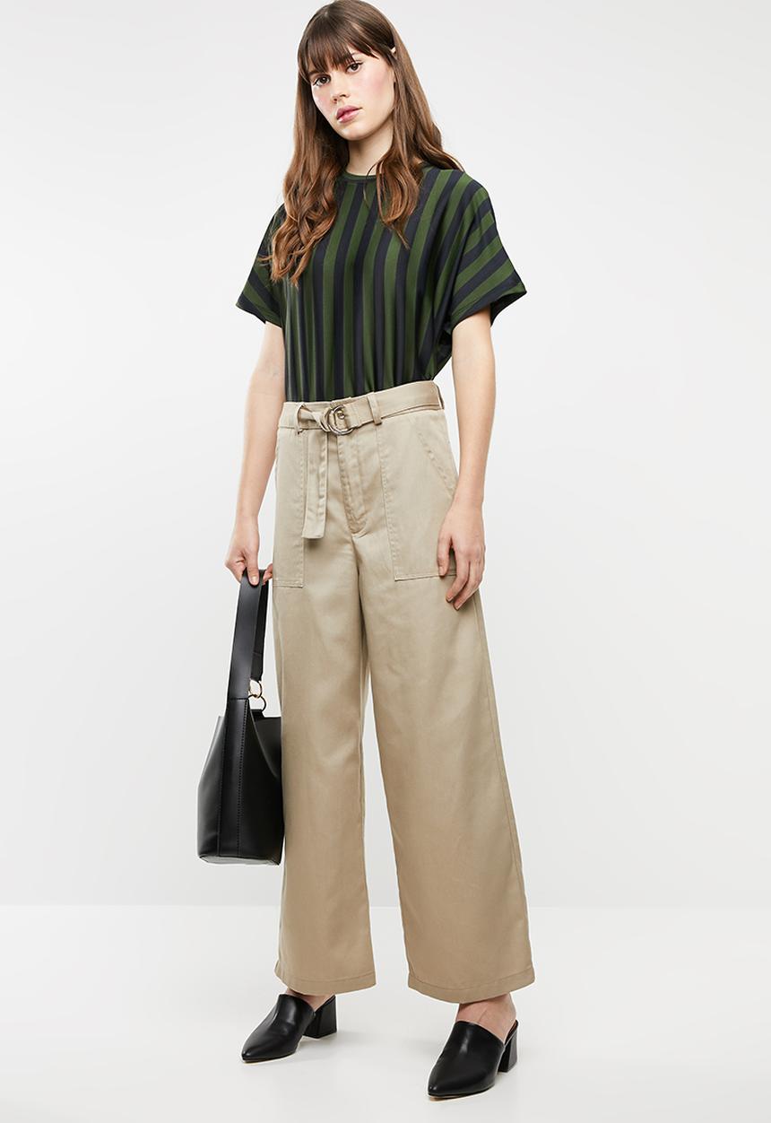Jacqueline de Yong - Minna short sleeve top - black & green 
