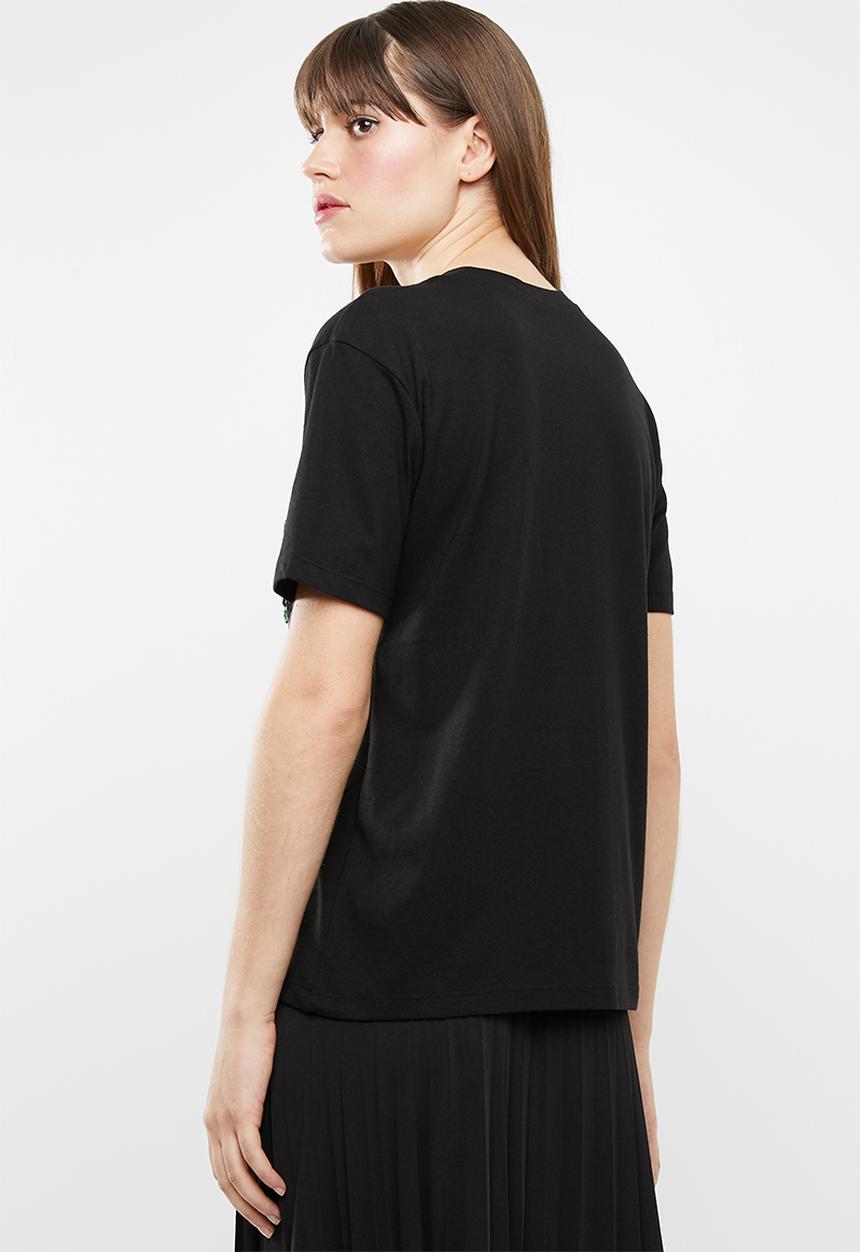 Jacqueline de Yong - Bugs short sleeve embellished top - black