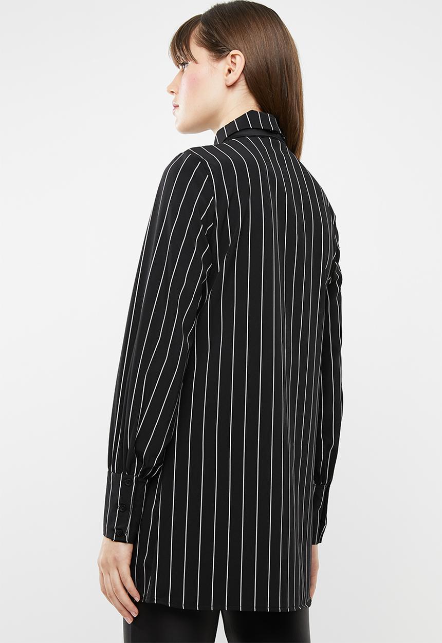 STYLE REPUBLIC - Contrast detail shirt - black