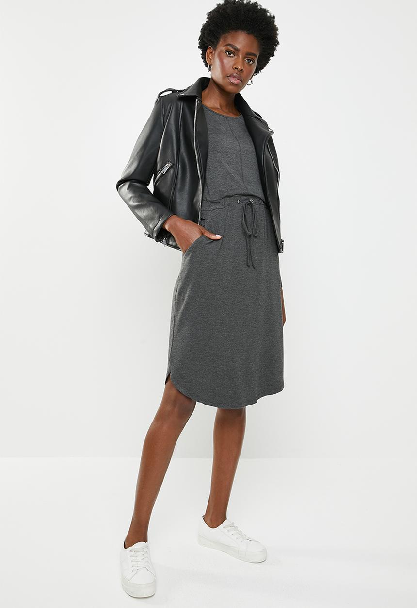 edit - 3/4 Sleeve draw-cord dress - charcoal