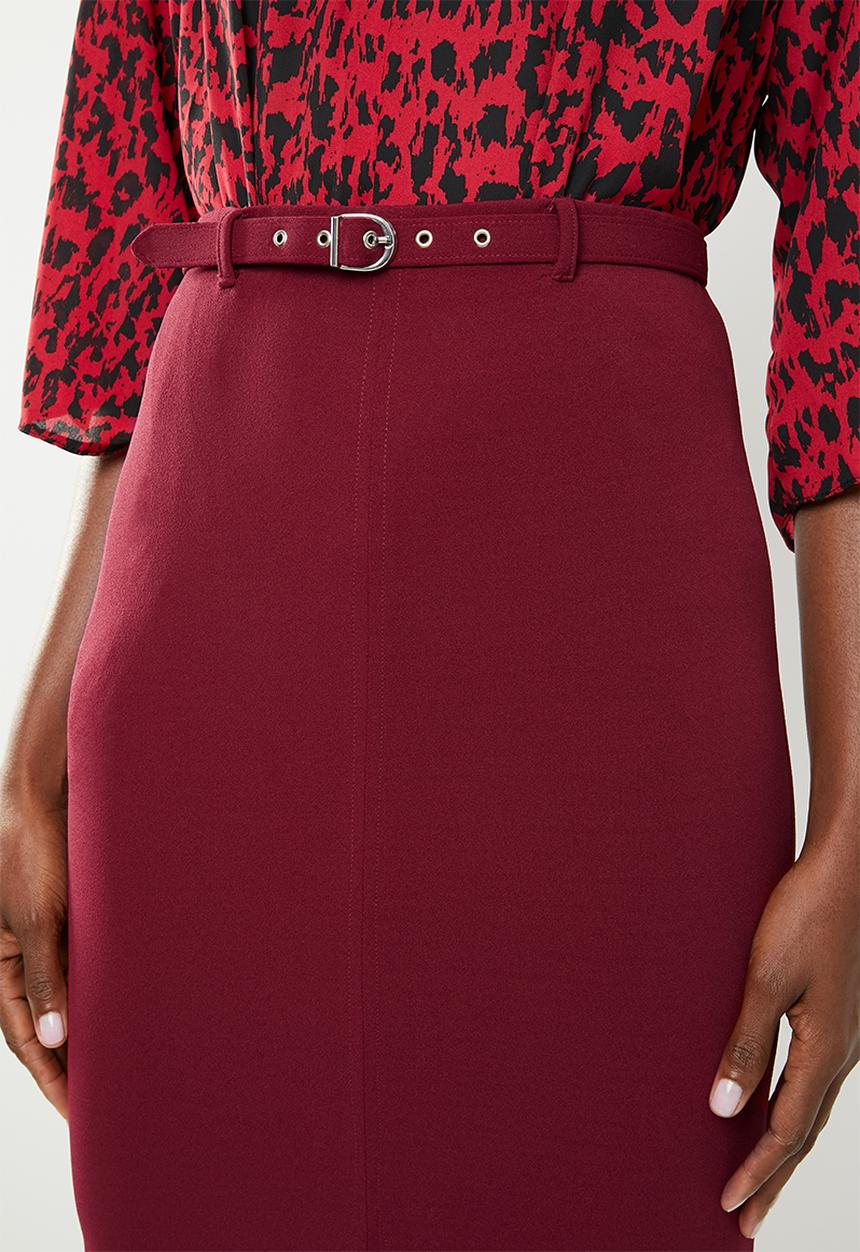 edit - Pencil skirt with belt - burgundy 