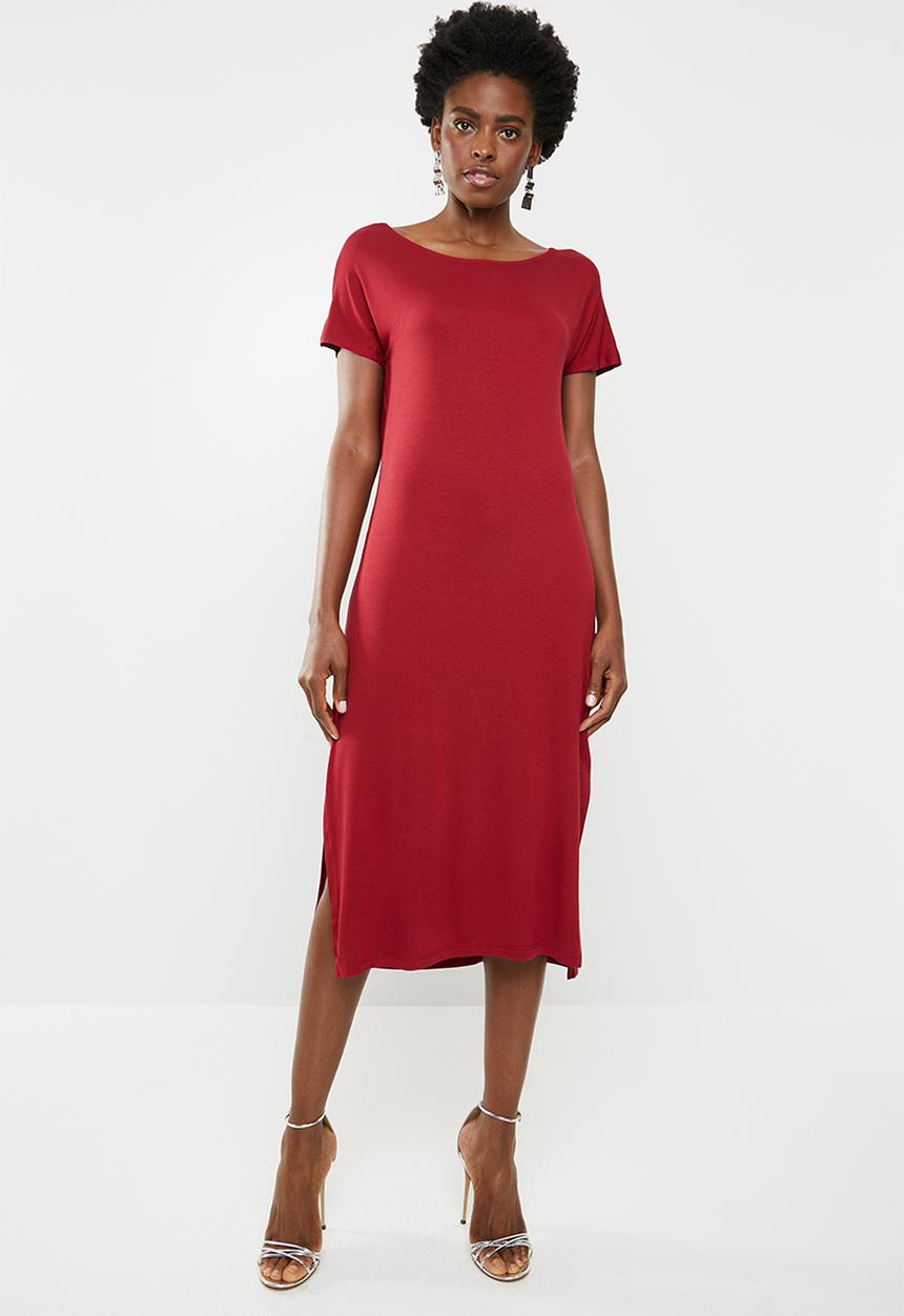 edit - Short sleeve keyhole detail dress - red
