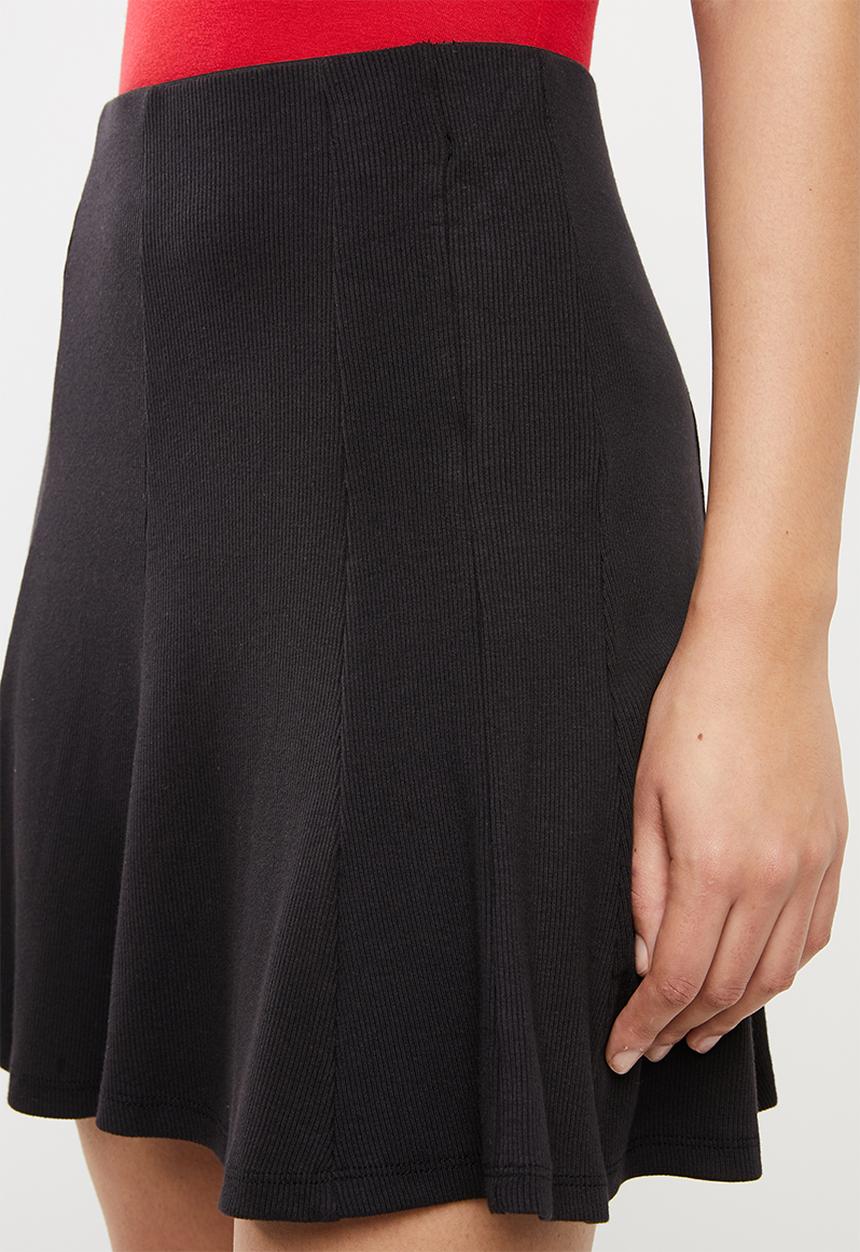 c(inch) - Fit and flare mini skirt - black