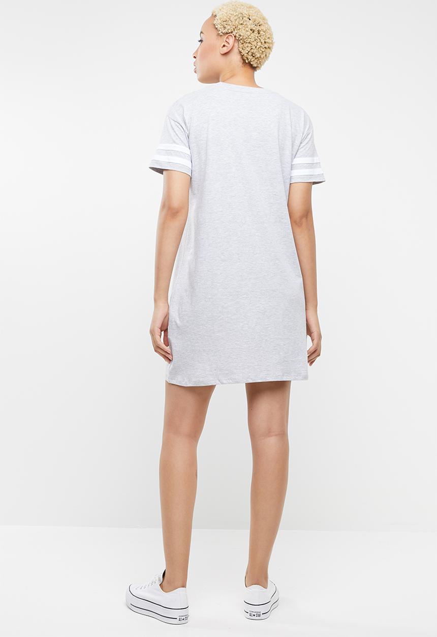 Supré  - The tee dress - white & grey