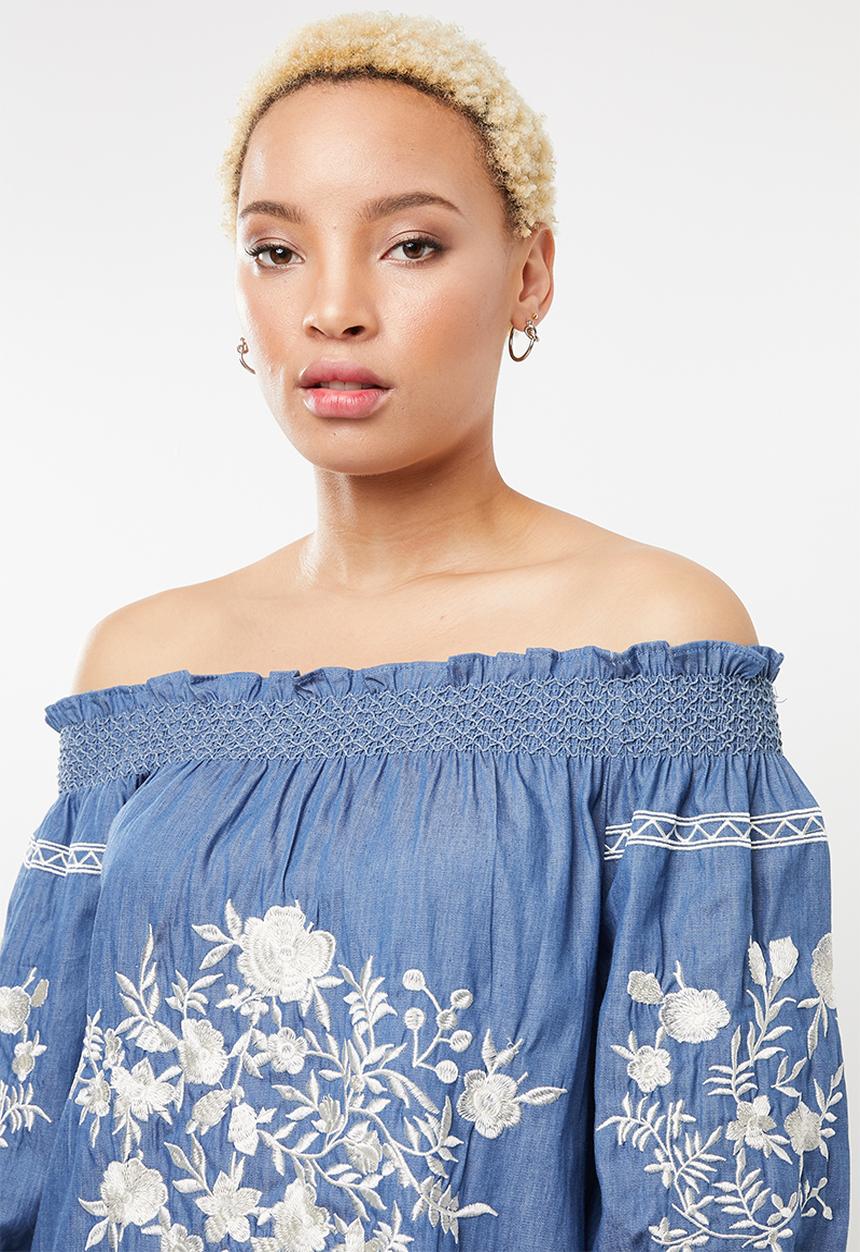 STYLE REPUBLIC - Embroidered denim bardot dress - blue