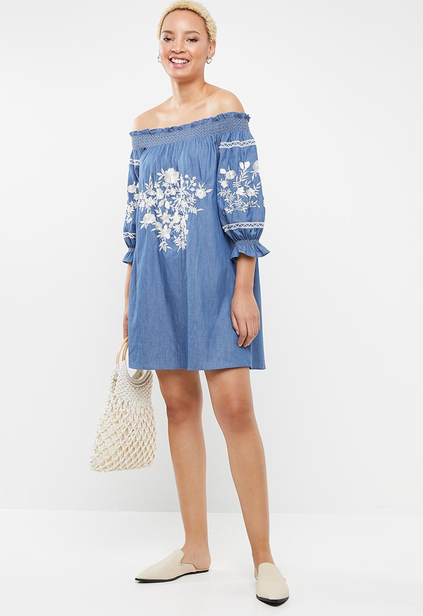 STYLE REPUBLIC - Embroidered denim bardot dress - blue