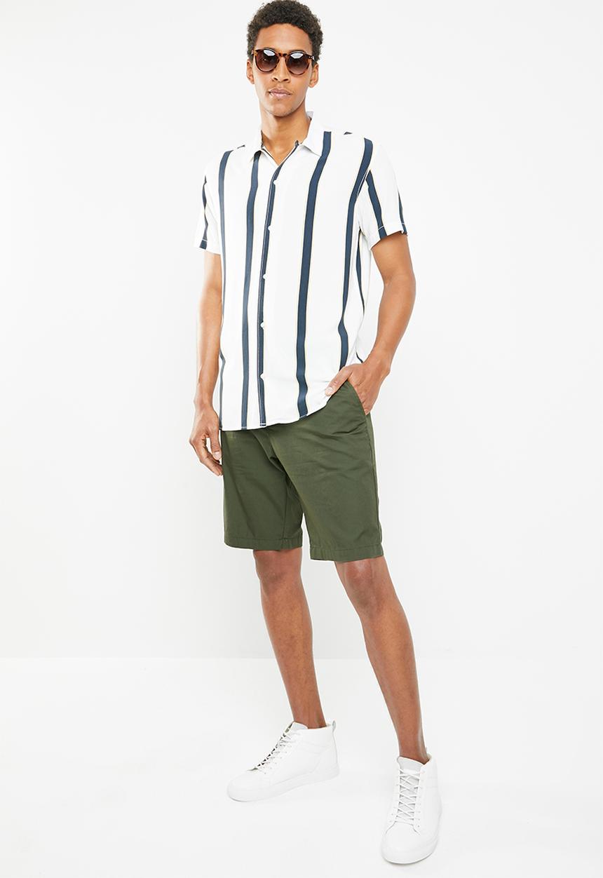 STYLE REPUBLIC - Twill shorts - green