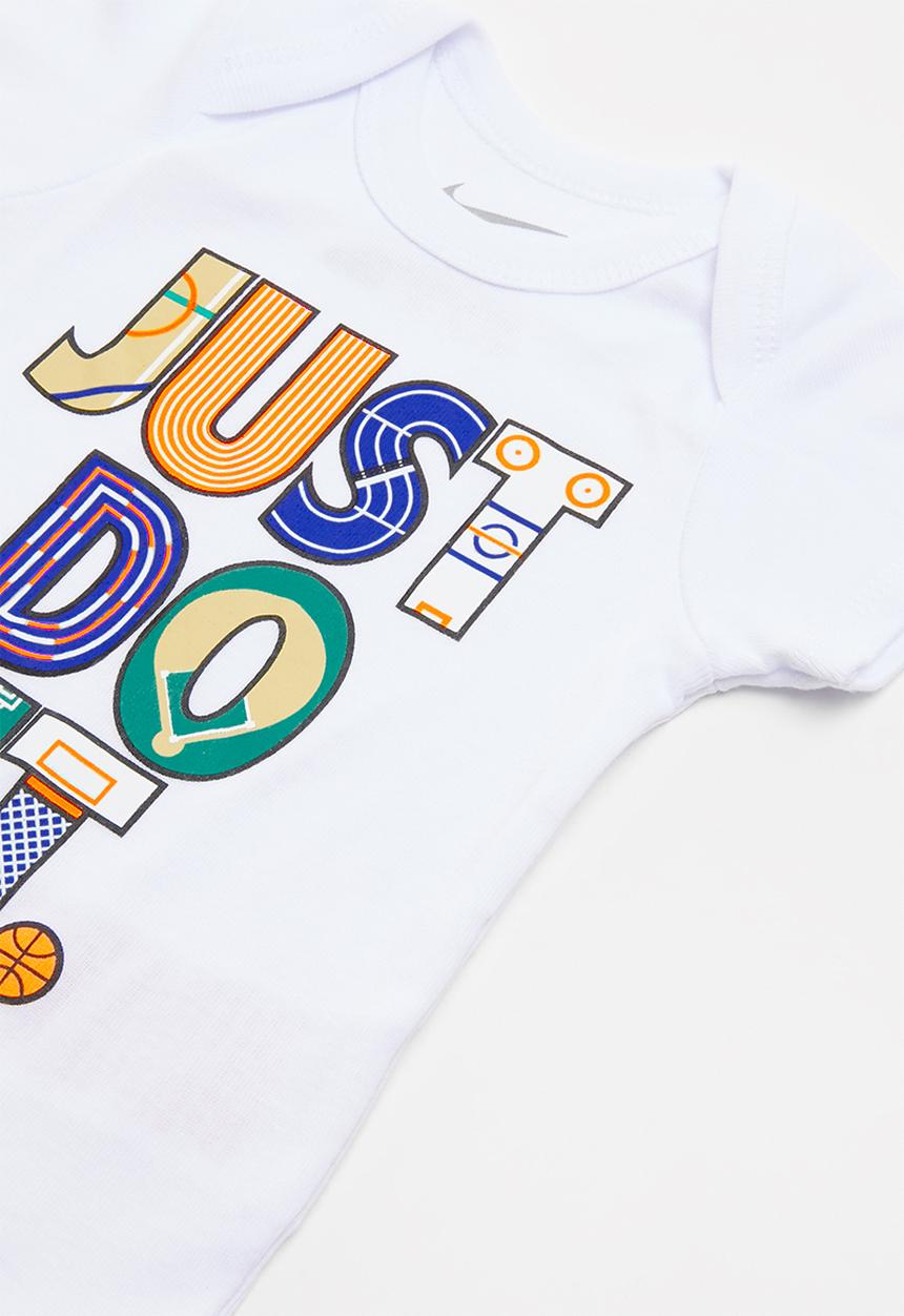 Nike - 3 Piece infant set - white