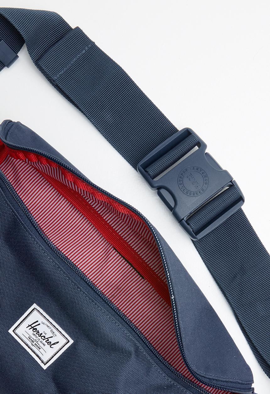 Herschel Supply Co. - Sixteen hip pack - navy
