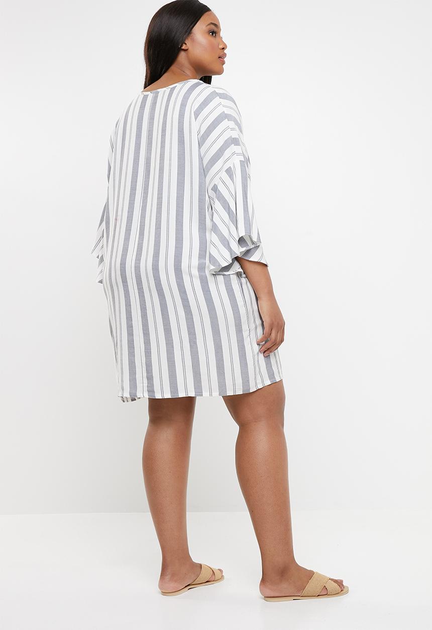 STYLE REPUBLIC PLUS - Volume sleeve tunic dress - white & grey 