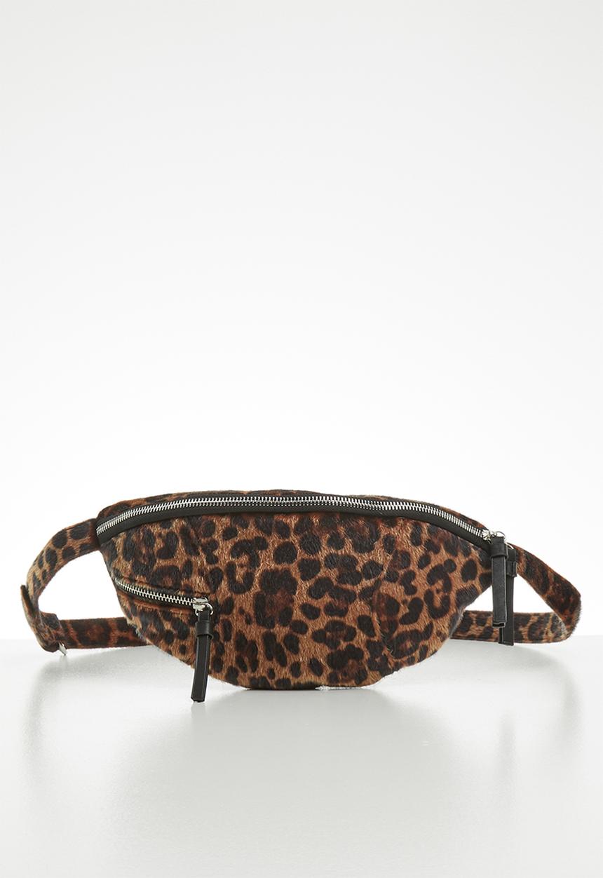 ONLY - Zipper pu bumbag acc - black & brown 