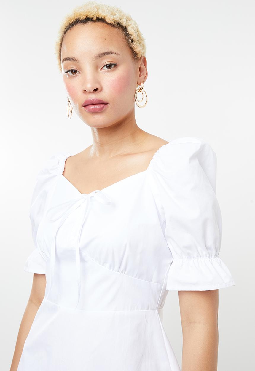 Missguided - Milkmaid puff sleeves mini dress - white