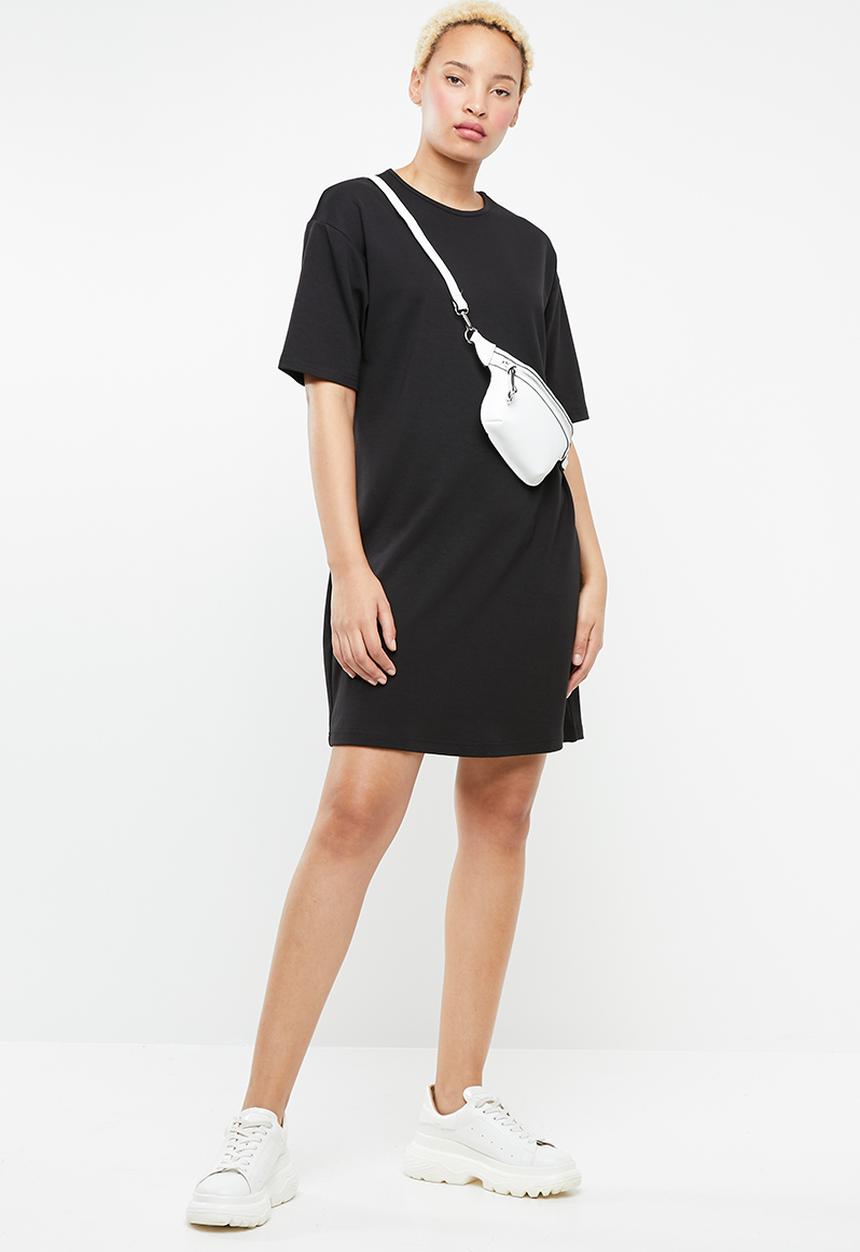 c(inch) - T-shirt dress - black