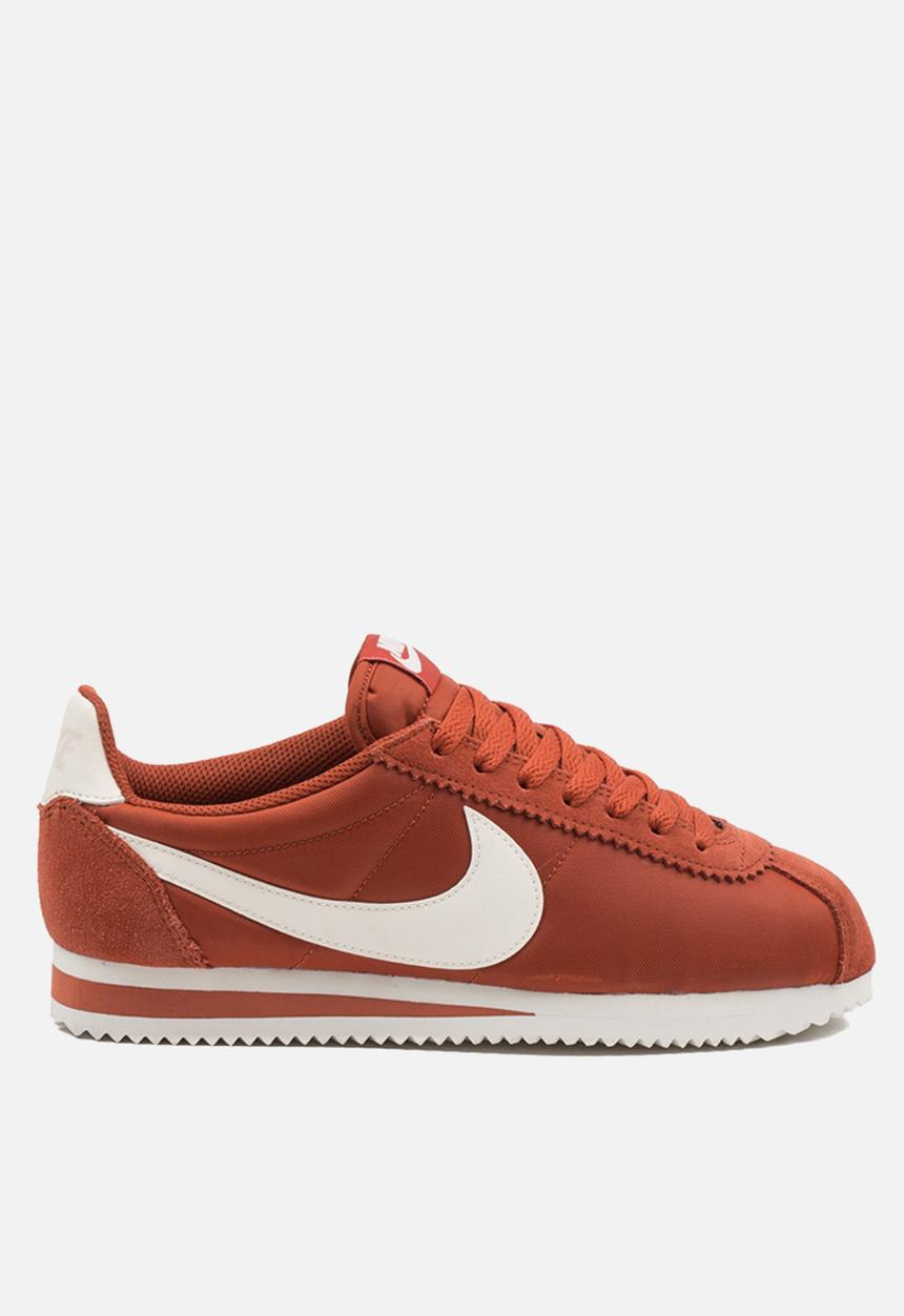 Nike - Classic Cortez Nylon - firewood orange / sail - summit white