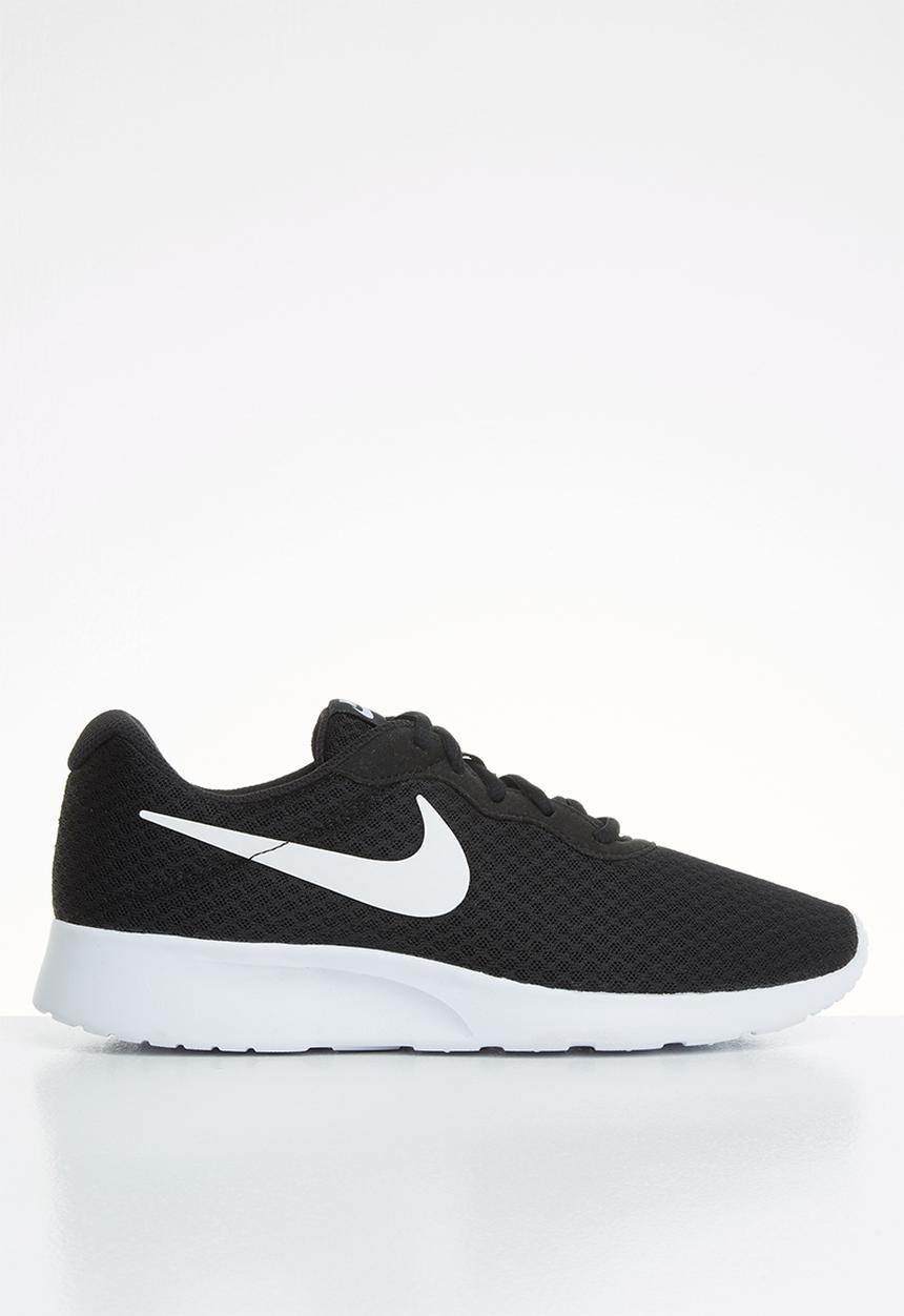 Nike - Nike tanjun sneakers - black & white