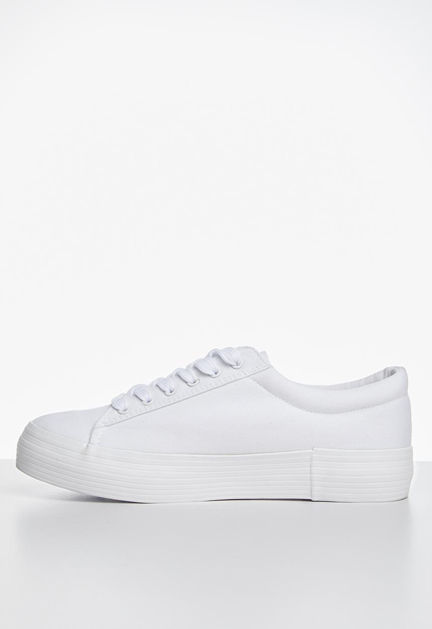 New Look - Lace up flatform sneakers - white