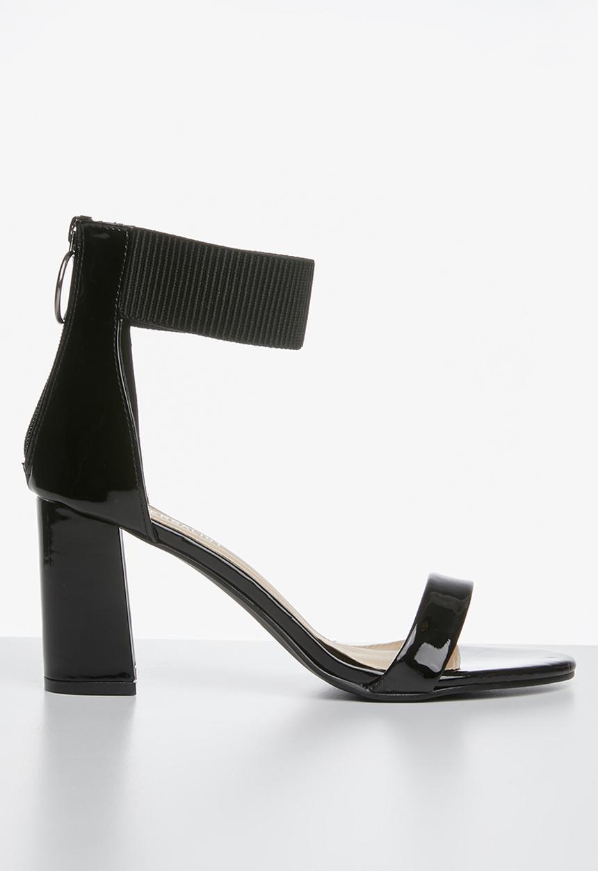 Superbalist - Ella court heel - black