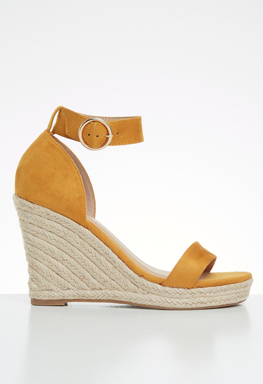 ONLY - Amelia heeled cap sandal - yellow