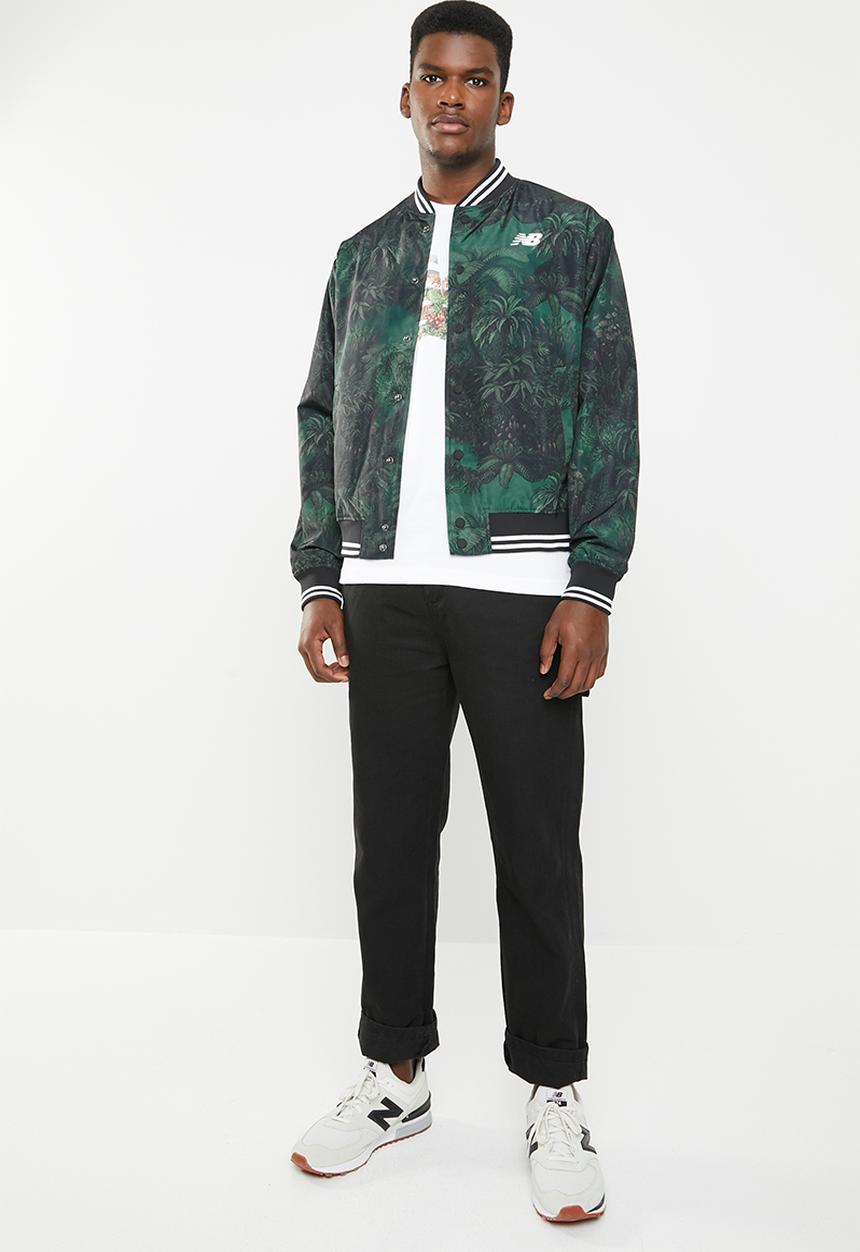 New Balance  - Essentials dark jungle stadium jacket - black & green