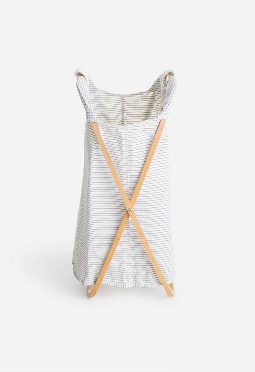 Sixth Floor - Butterfly laundry basket - grey