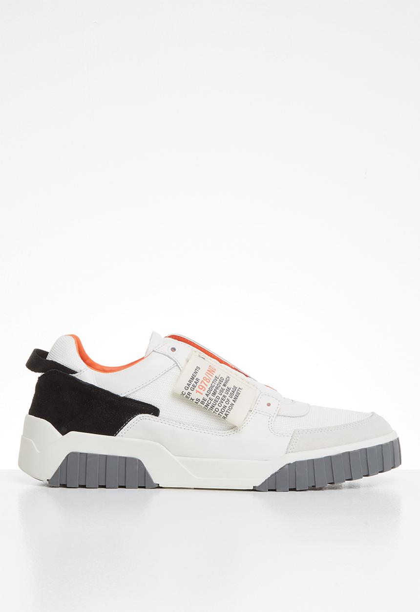 Diesel  - S-le rua on  - star white
